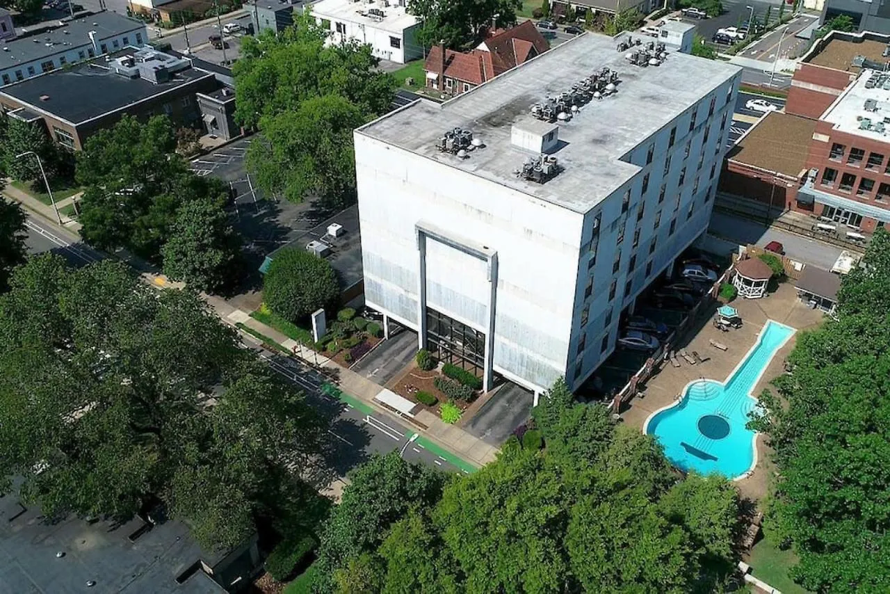 Music Row Retreat - 3 Beds, 1 Bedroom, Pool, Parking Nashville