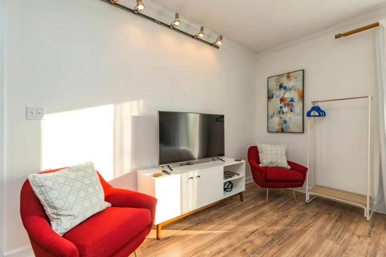 Music Row Retreat - 3 Beds, 1 Bedroom, Pool, Parking Nashville 0*,  United States